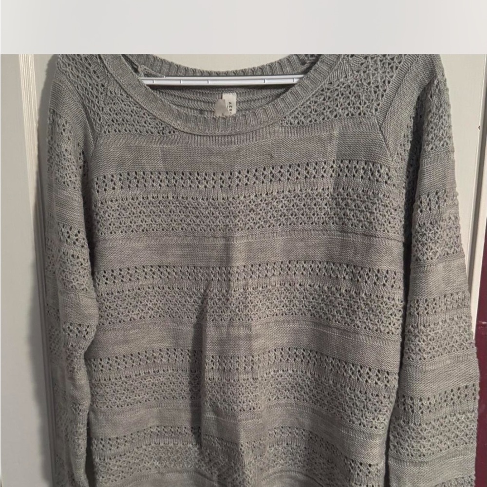 Aeropostale Women's Light Gray Knit Sweater